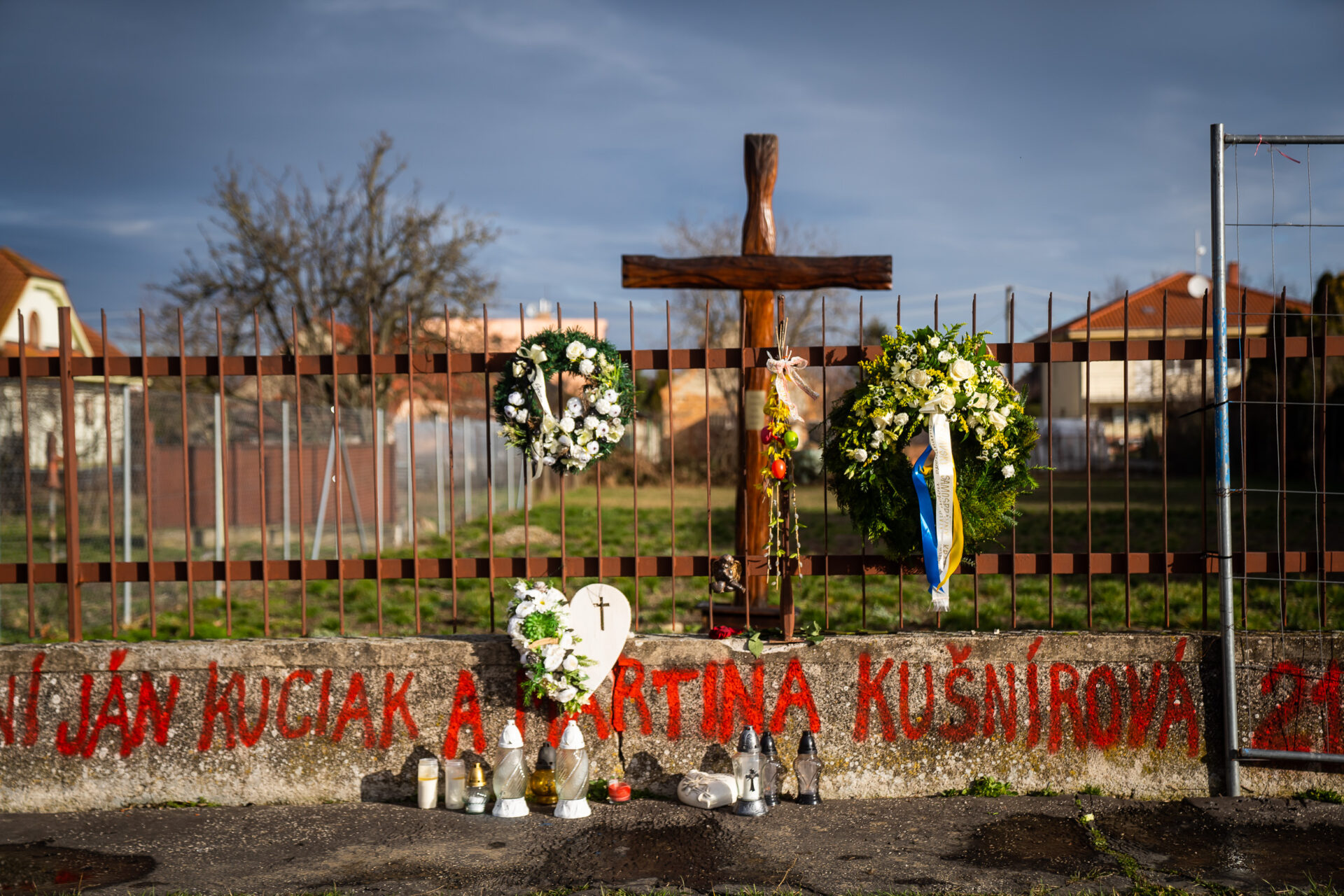 Vo Veľkej Mači sa začne s výstavbou Pamätníka slobody slova, kraj podpísal zmluvu so zhotoviteľom