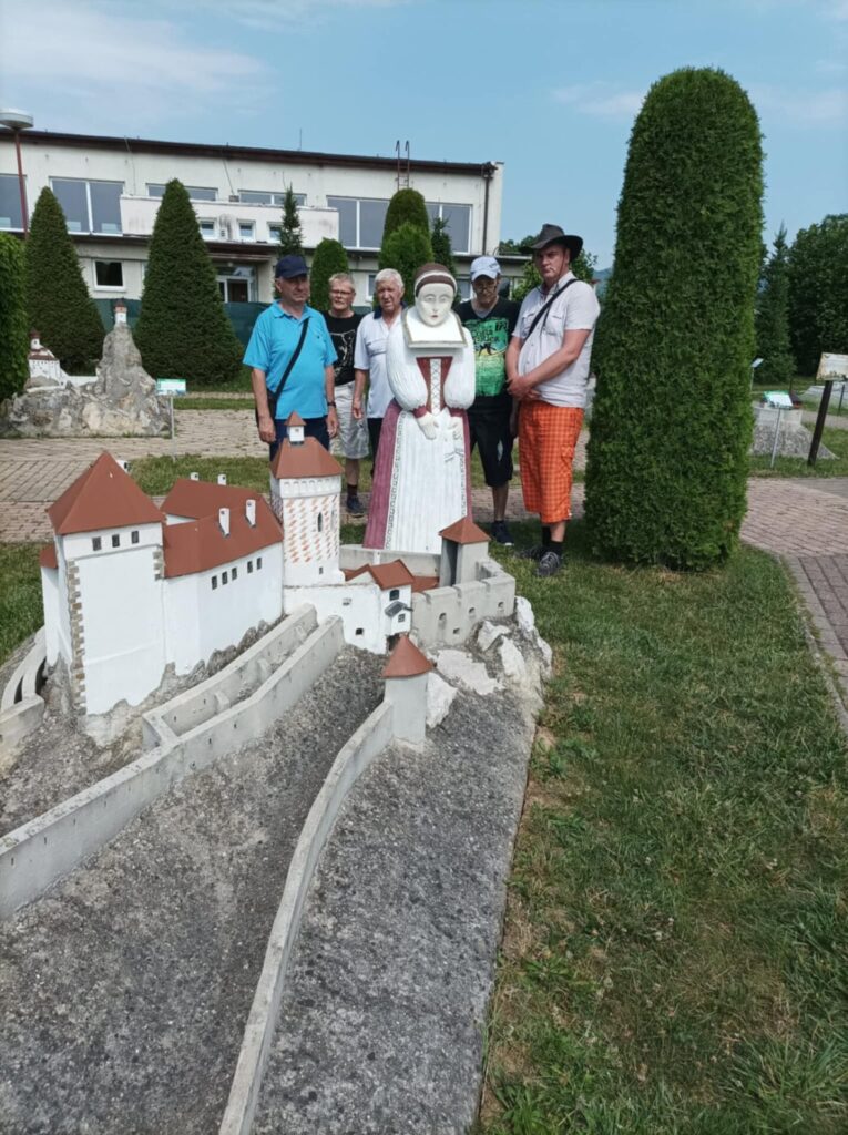 Klienti DSS Zavar v parku miniatúr Podolie